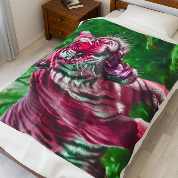 Strawberry Bengal - Velveteen Plush Blanket